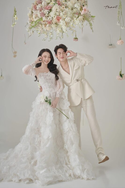 ẢNH CƯỚI STUDIO