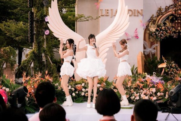 Mãn nhãn BST "Le Jardin" với thiết kế tinh tế cùng dàn mẫu ấn tượng